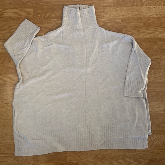 Barefoot Dreams CozyChic Lite Sweater, Size S/M, Ivory/Cream - Picture 8 of 10